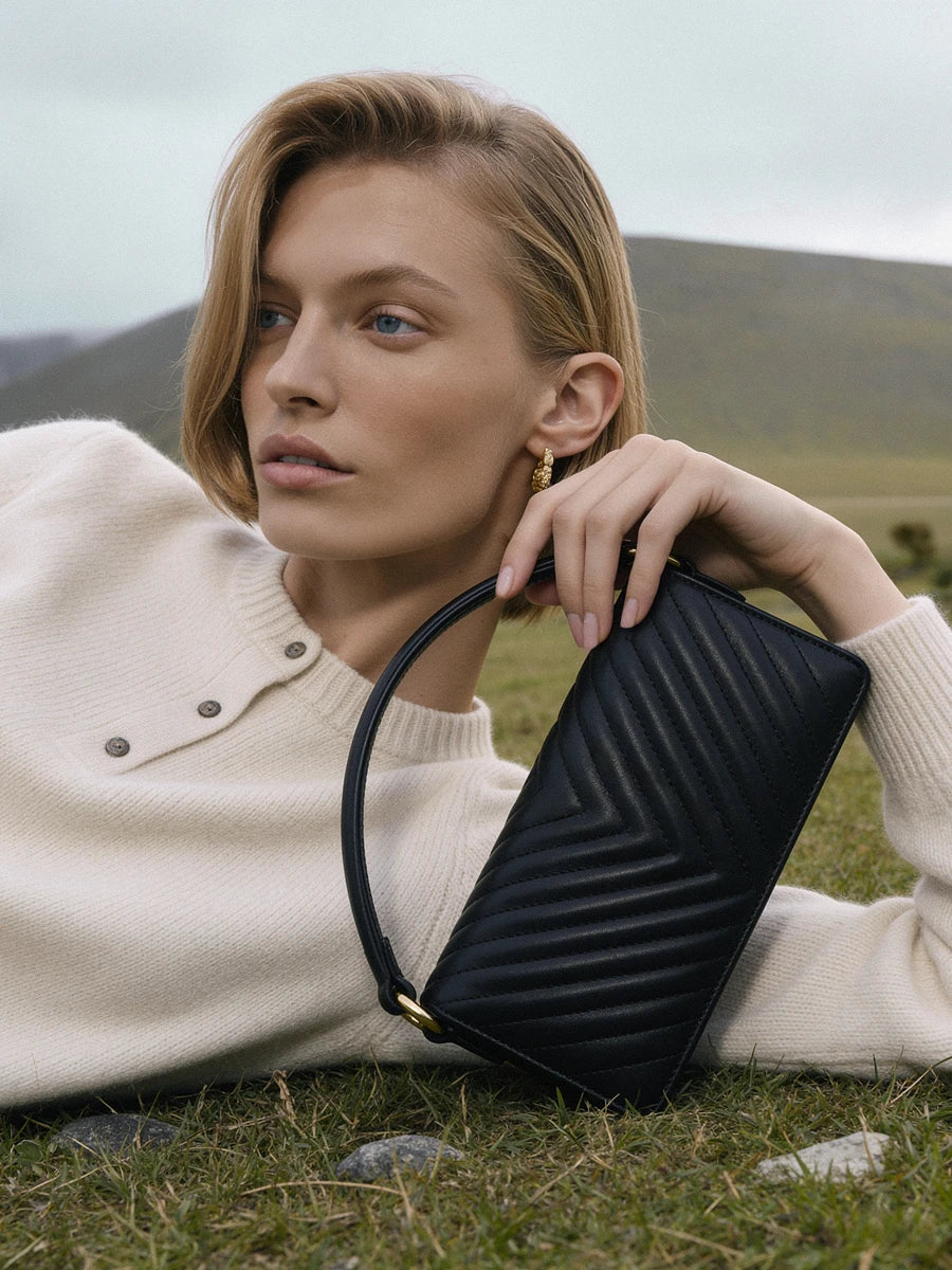 Shoulder Bags